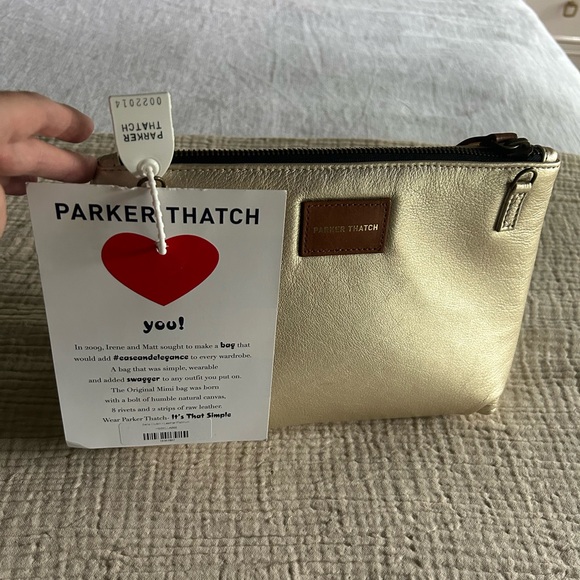 Parker Thatch Bella Clutch in Platinum. - Picture 4 of 11